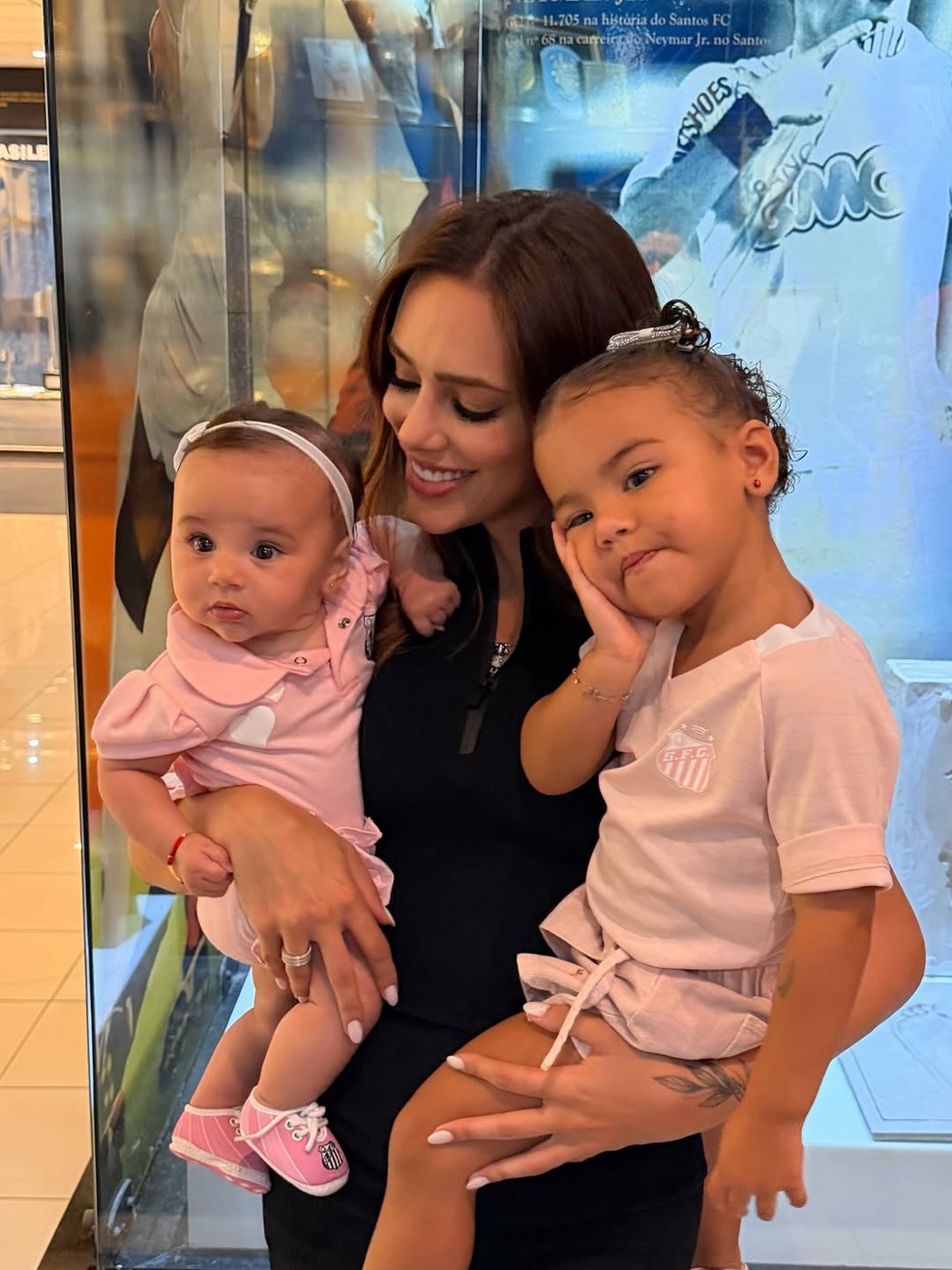 Bruna Biancardi abre álbum de fotos com Mel e Mavie — Foto: Reprodução/Instagram