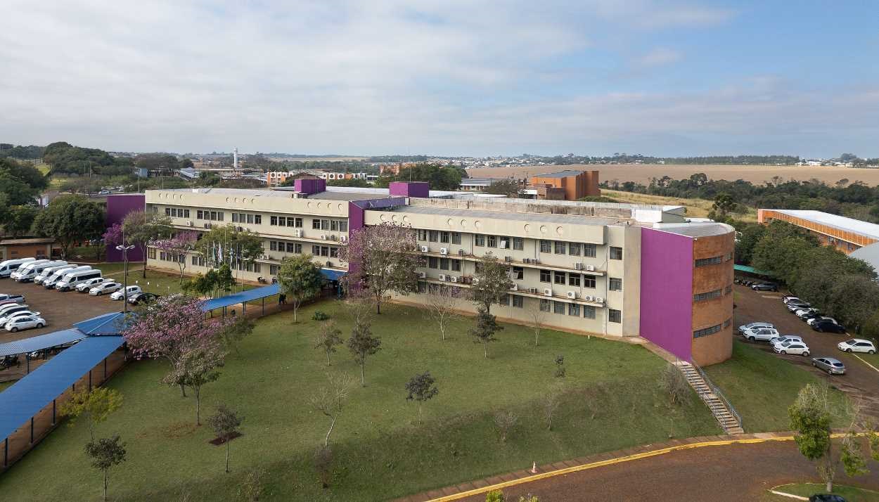 Pesquisa da Unila mostra eficácia de cannabis medicinal no tratamento de Alzheimer