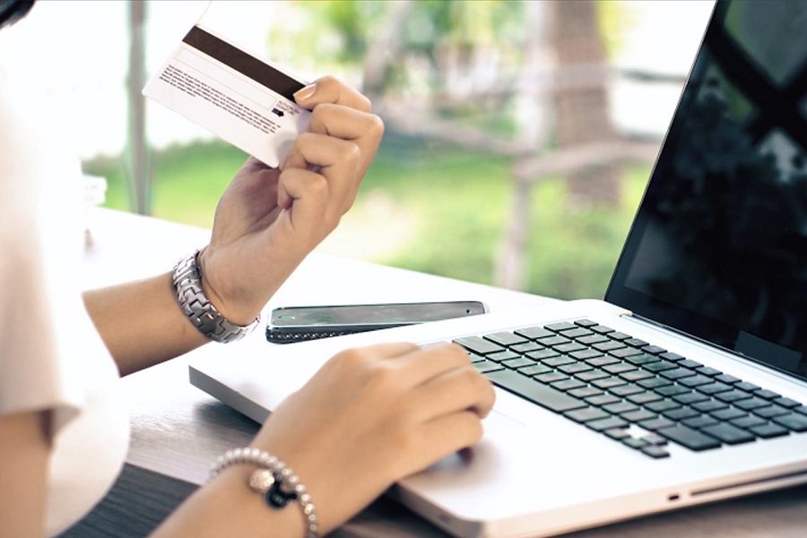 Tribunal dá razão à DECO e declara nula cláusula abusiva do Cartão Universo