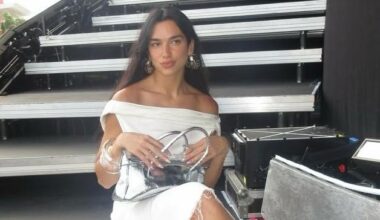 Dua Lipa posa de chinelos em despedida do Rio; veja famosos que aderiram à moda