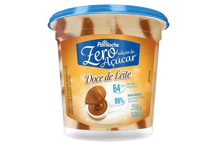 Além disso, adoçantes como maltitol e sorbitol podem causar desconforto intestinal quando consumidos em excesso. Por isso, mesmo sem açúcar, esses produtos exigem moderação.-Sorvete  - Produtos Light - Divulgação