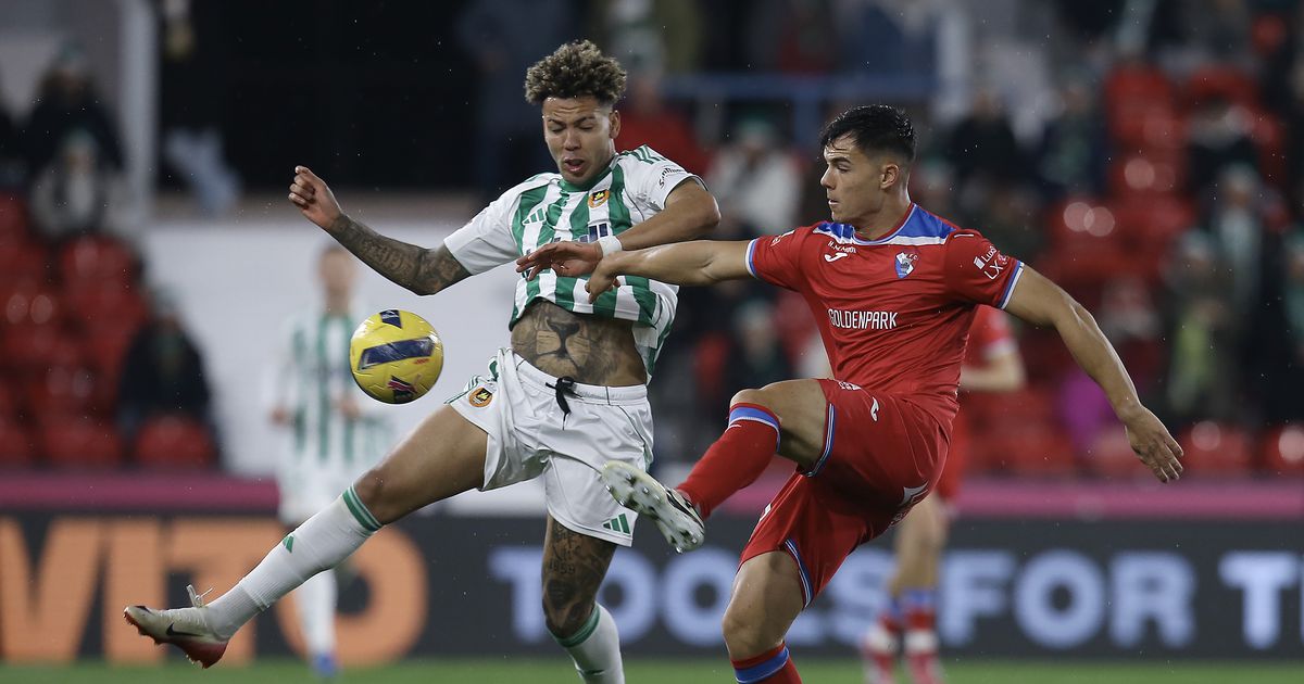 Goleador do Rio Ave falha jogo com o Sporting por motivo pouco habitual