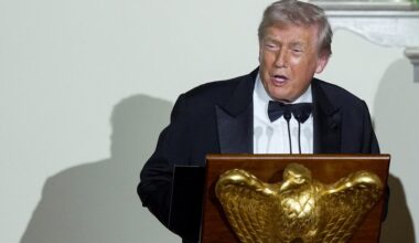 Trump lança "cartão dourado" para milionários obterem residência nos EUA
