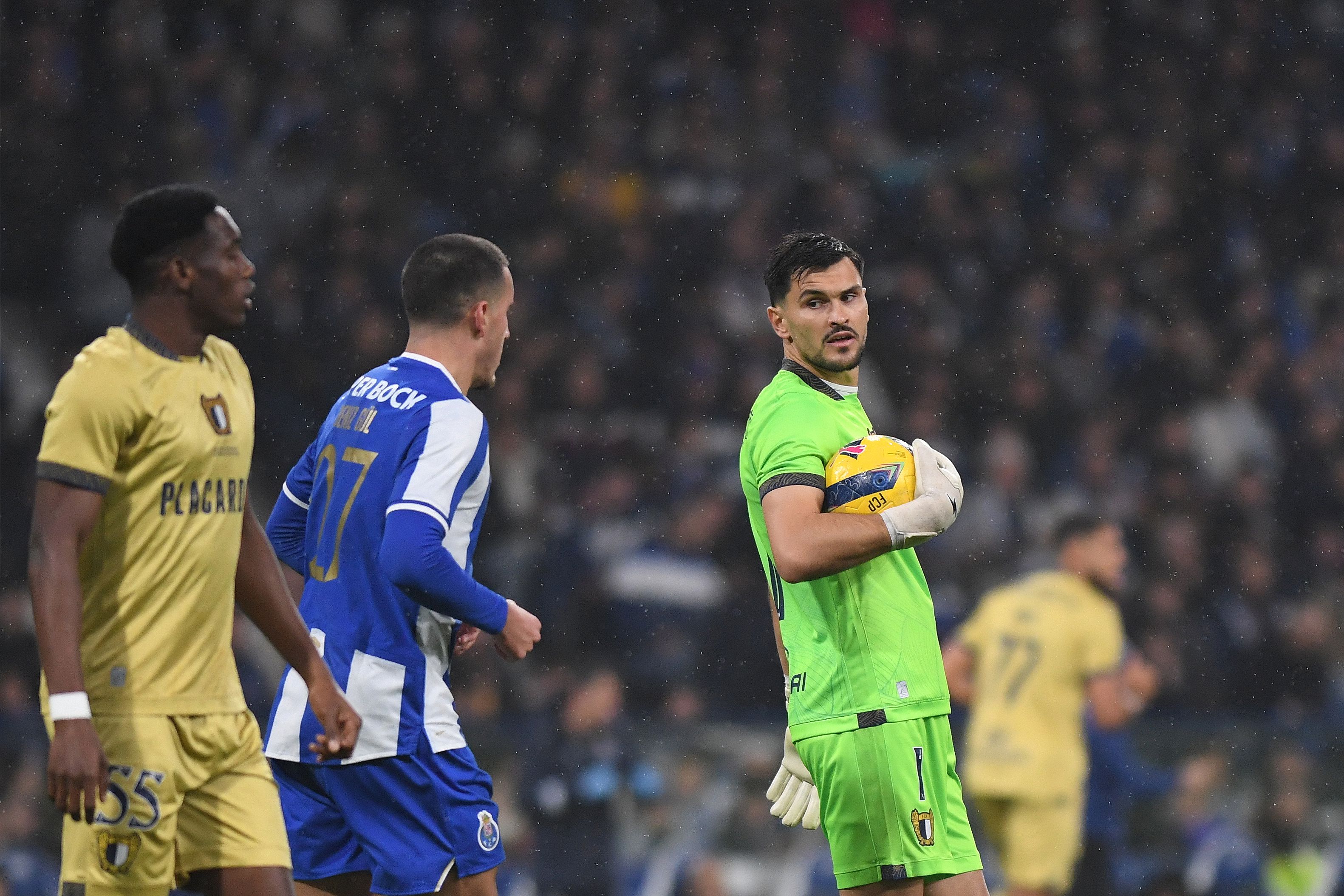 Zlobin, guarda-redes do Famalicão - Foto: Rogério Ferreira / Kapta+