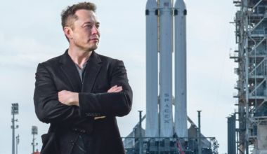 O super rico que expõe as desigualdades entre bilionários