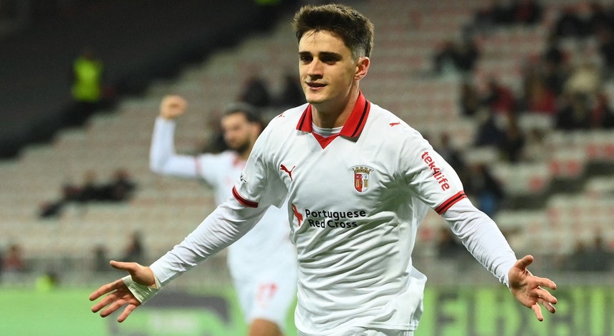 Pau Víctor marca no triunfo do SC Braga em Nice
