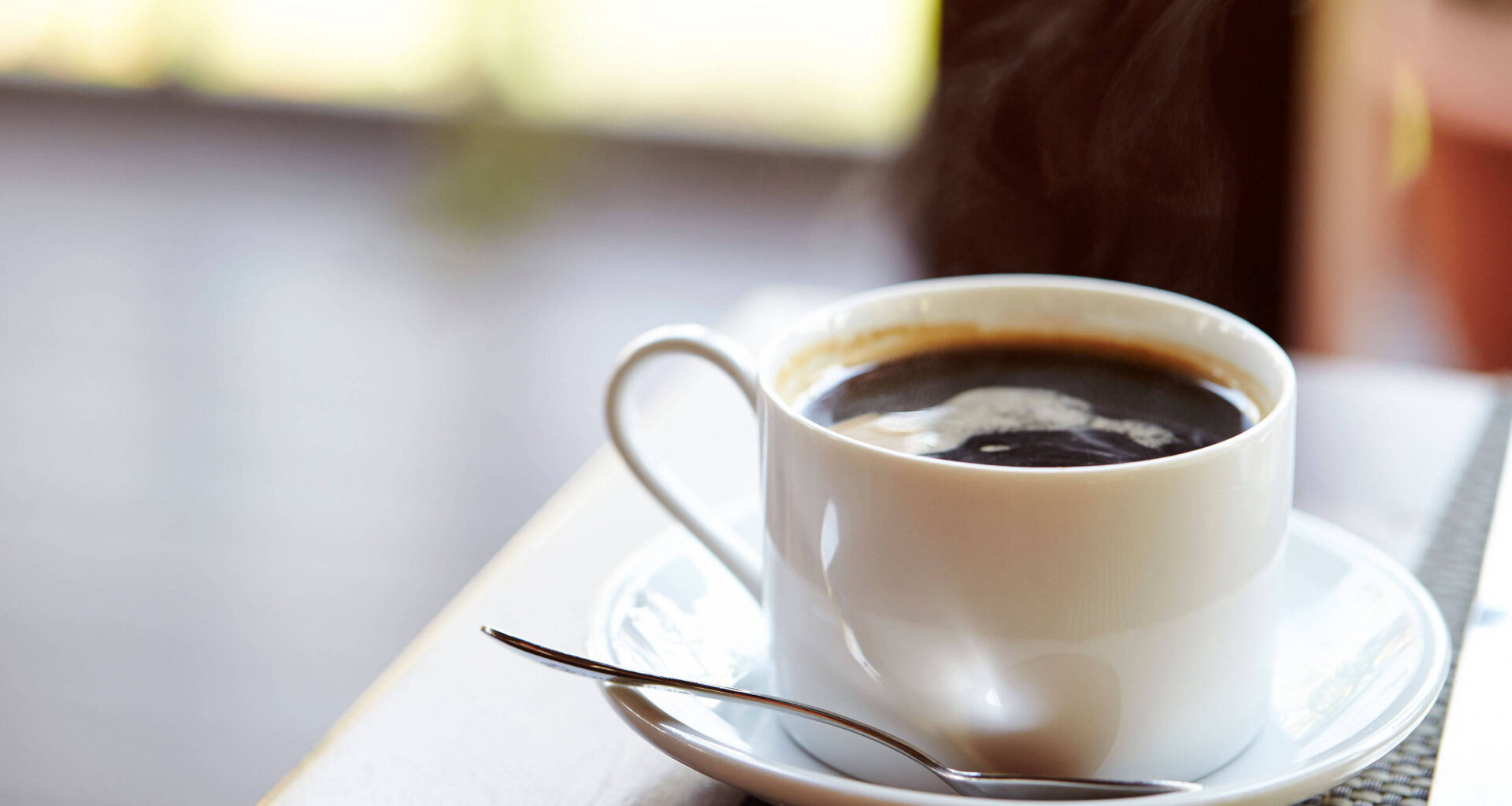 Chá ou café: qual é melhor para os ossos? - 27/12/2025 - Equilíbrio