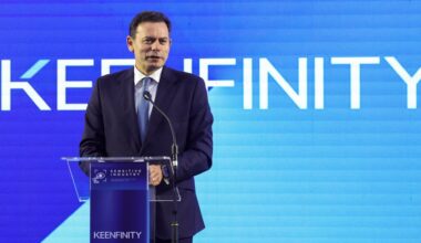 Montenegro insiste que reforma da lei laboral é agora e não "quando estamos à rasca"