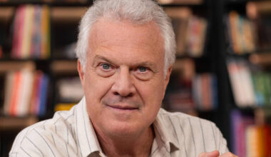 Pedro Bial deixa de ter programa diário na Globo em 2026 - 07/12/2025 - Outro Canal