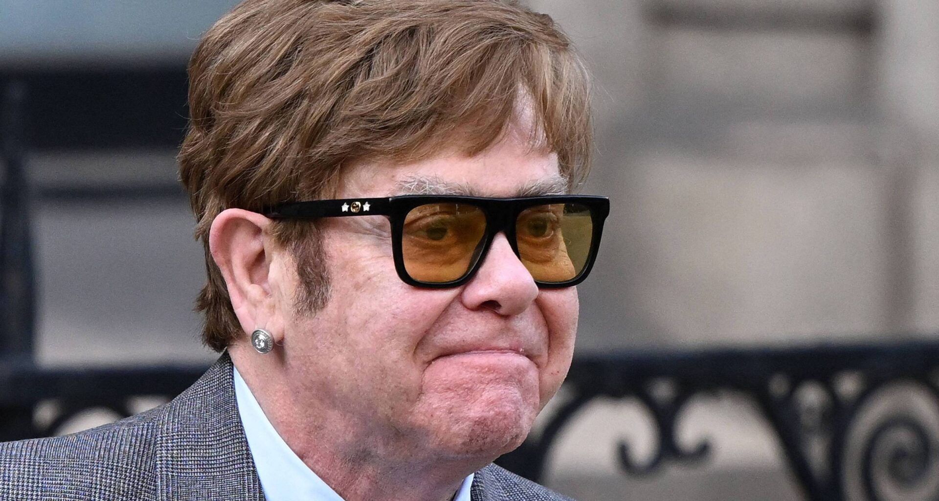 Elton John afirma que a sua perda de visão se agravou - 07/12/2025 - Ilustrada