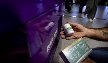 HIV e envelhecimento: menos remédios podem ser mais saúde - 12/12/2025 - Equilíbrio e Saúde