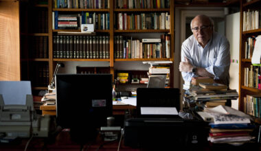 Luis Fernando Verissimo criticou a censura no cinema - 01/12/2025 - Folha 105 anos