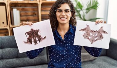 Teste de Rorschach: conheça avaliação psicológica que utiliza manchas de tinta