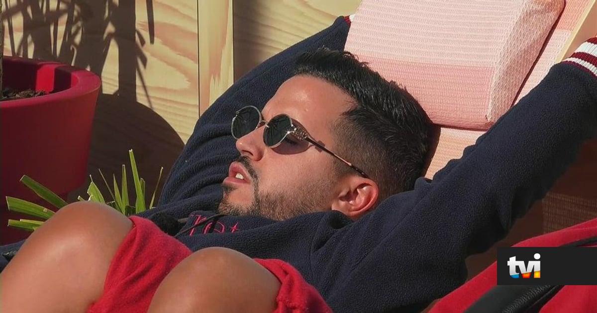 Até a apanhar sol, Pedro e Marisa se desentendem - Secret Story