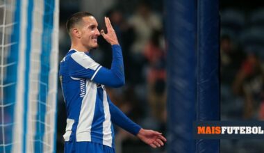 FC Porto esclarece lesões de Deniz Gül e de Luuk de Jong