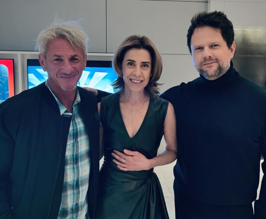 Em uma entrevista, Sean Penn disse ter ficado muito entusiasmado em ver filmes como "Ainda estou aqui" indicados ao Oscar — Foto: Reprodução / Instagram