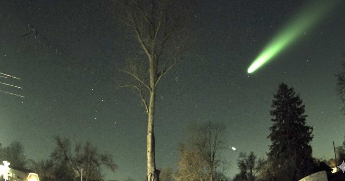 Meteoro cruza os céus dos EUA em velocidade impressionante – Noticias R7