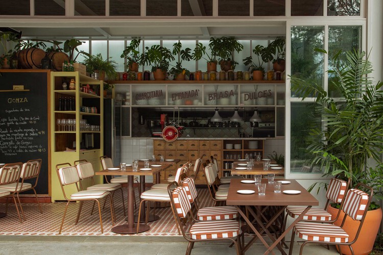 Restaurante Gonza / Tadu Arquitetura - Fotografia de Interiores, Sala de Jantar, Mesa, Cadeira
