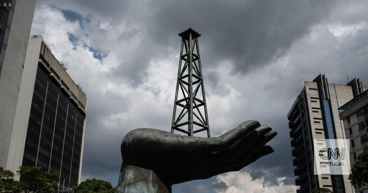 Trump está a ameaçar atacar o país que tem a maior massa de crude conhecida do planeta