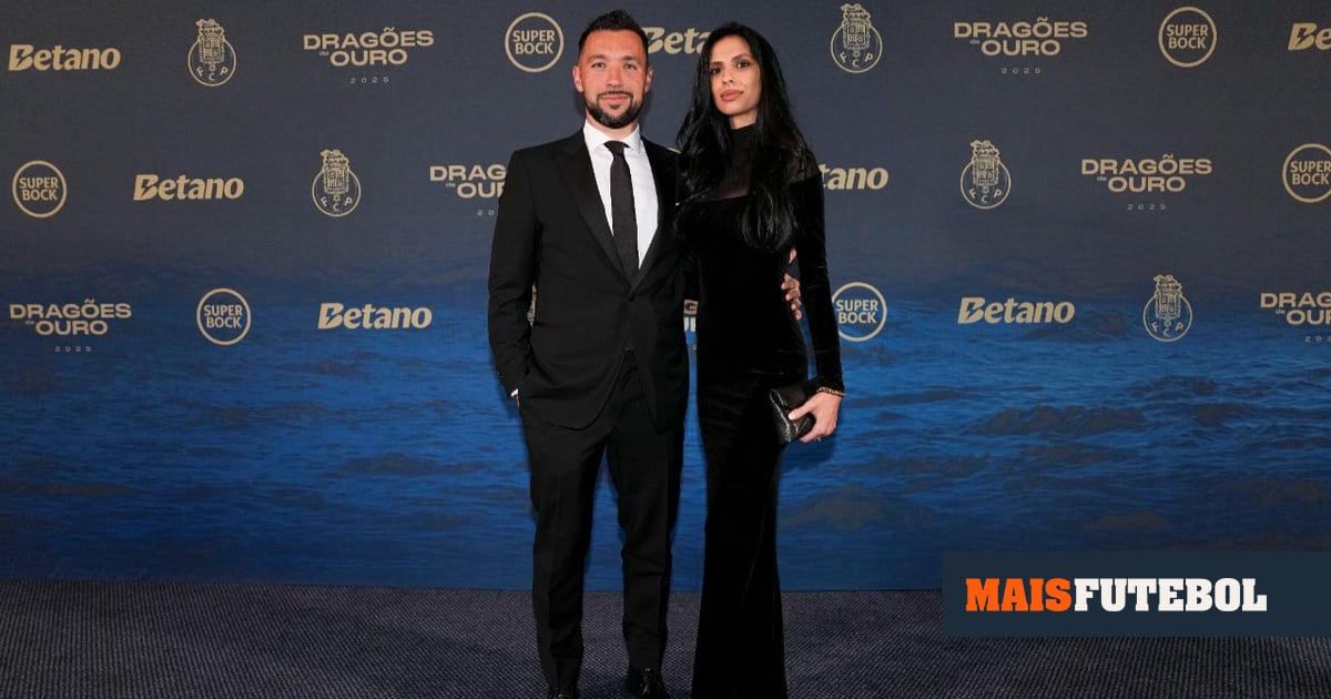 FOTOS: as melhores imagens da «passadeira azul» dos Dragões de Ouro