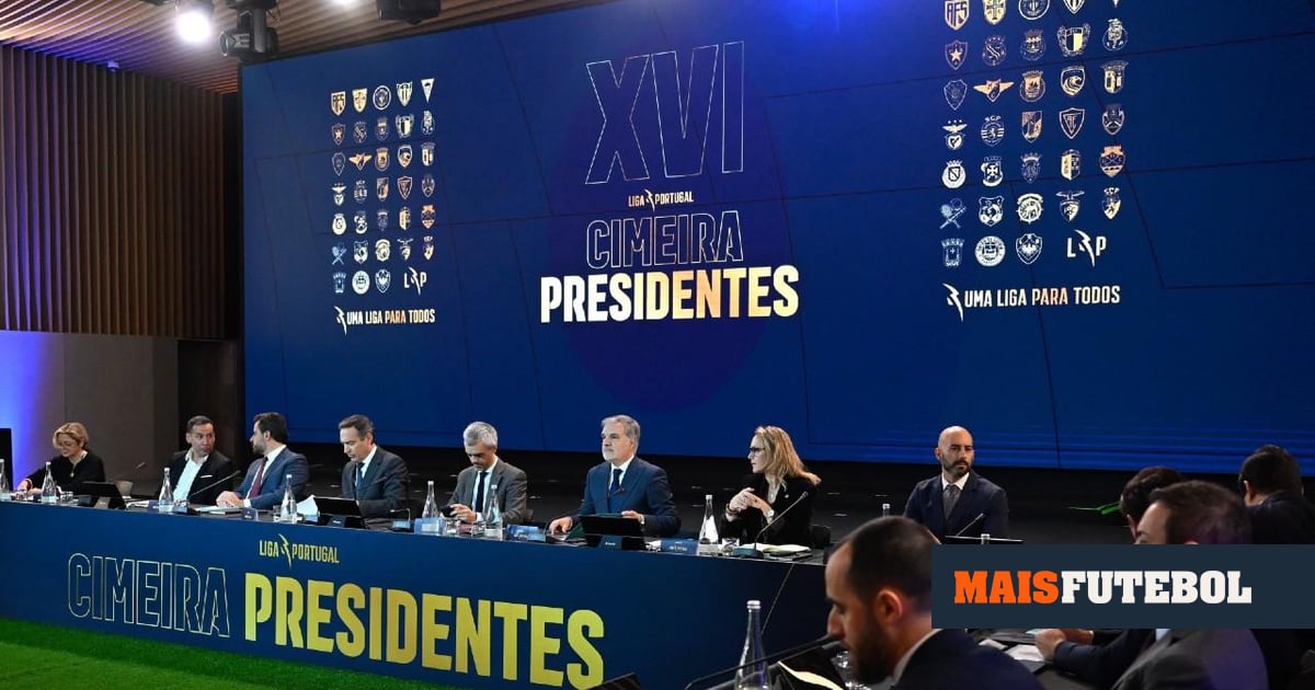 Varandas, Rui Costa, Villas-Boas e Salvador já estão na sede da Liga