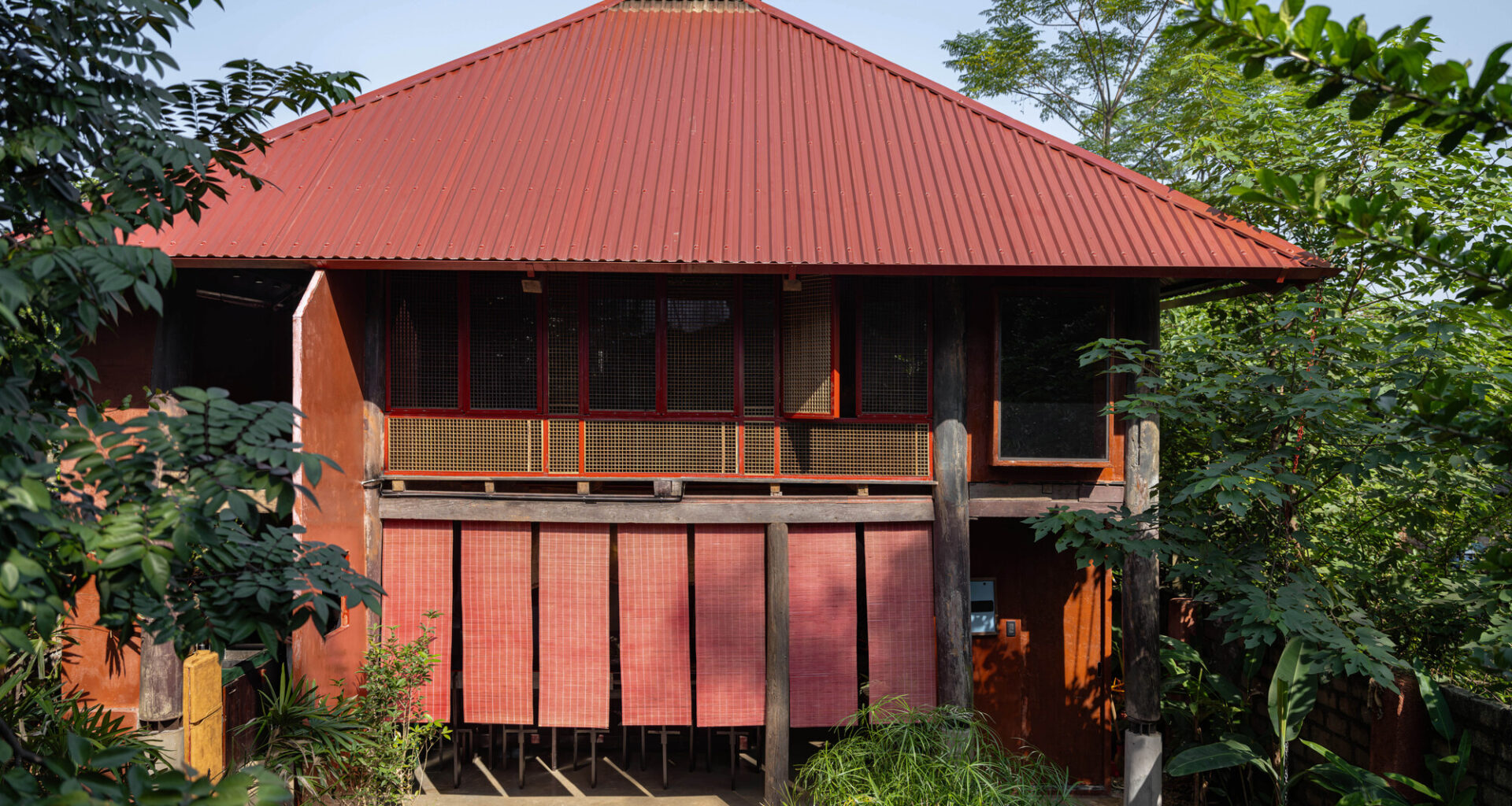 Residência MÔ He’ritage / MÔ he studio