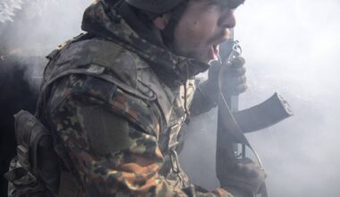 Riga, Varsóvia, Berlim: a primeira linha de defesa destas capitais está no Donbas e “é por isso que Putin não pode conseguir o que pede”