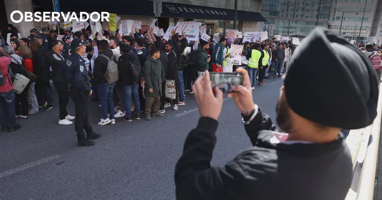 imigrantes ilegais podem ser detidos um ano e meio – Observador