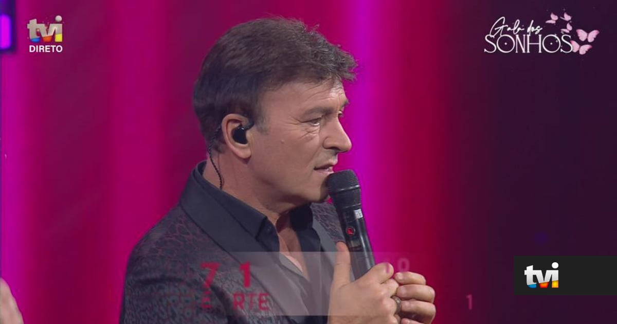 As palavras de Tony Carreira que emocionaram a plateia: «Não sei como vos agradecer» - TVI