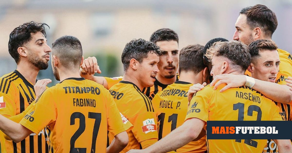 II Liga: Lourosa vence Portimonense com golo de Platiny aos 90+13