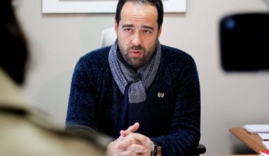 Junta de Freguesia na Amadora só atende em português e os imigrantes têm de levar tradutor