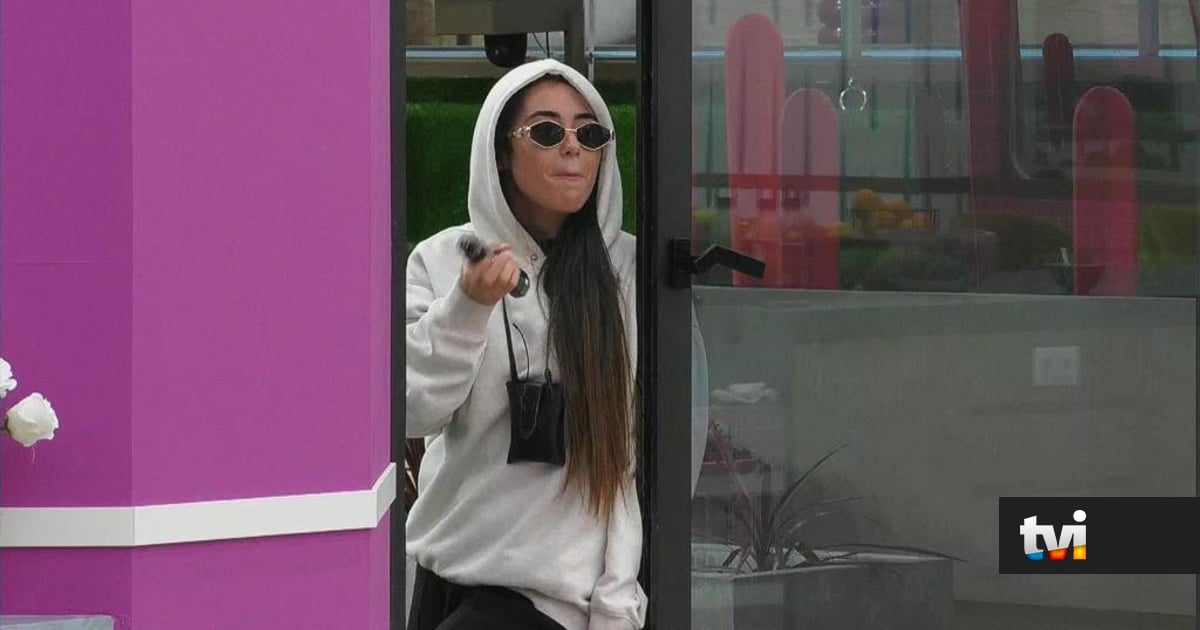 «Que arranques logo daqui para fora»: Liliana e Pedro envolvem-se em forte troca de galhardetes - Secret Story