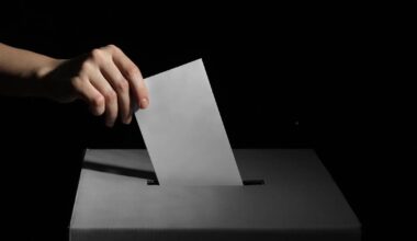 Quem, como e quando pode votar por antecipação nas eleições de janeiro?