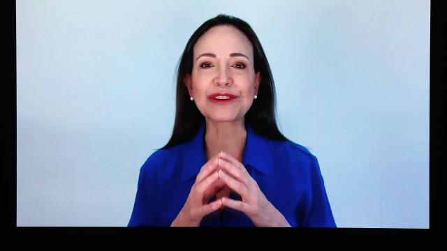 Corina Machado confirma presença em Oslo para receber Nobel da Paz