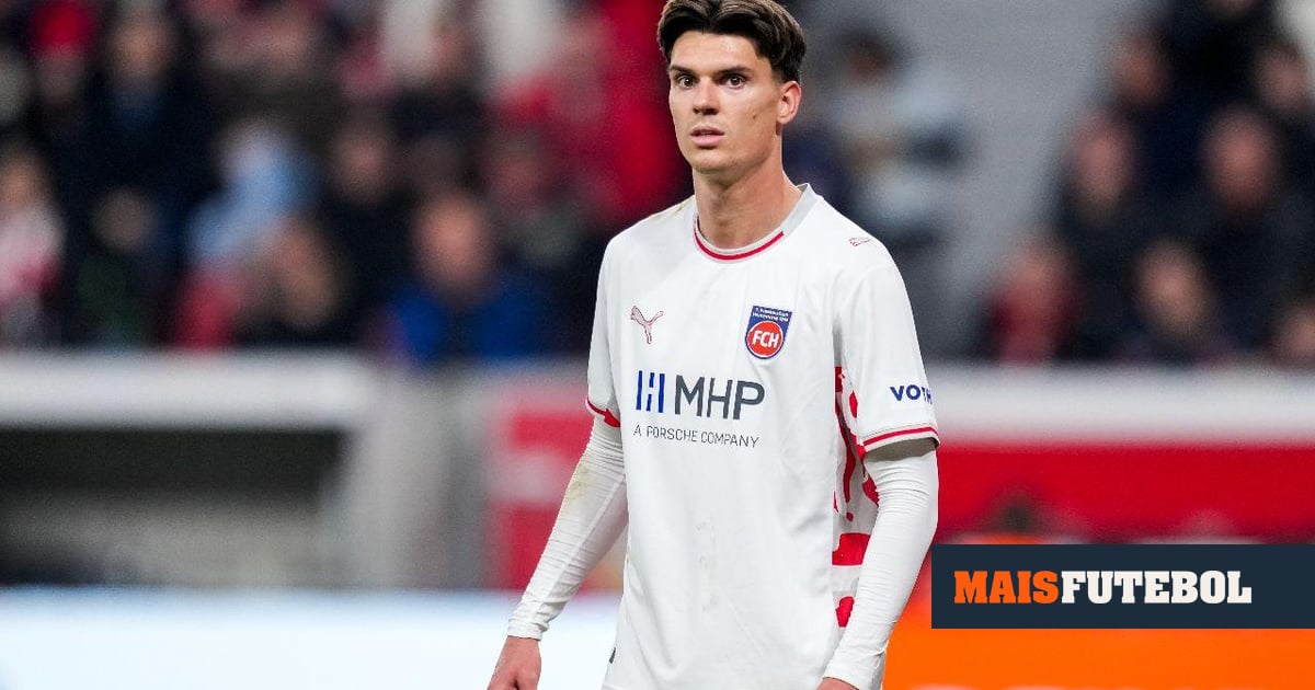 Alemanha: médico do Frankfurt despedido por tratar atleta adversário