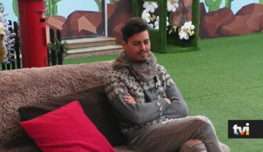 Leandro incrédulo com a insinuação de Liliana: «Dizes cada bacorada da boca para fora» - Secret Story