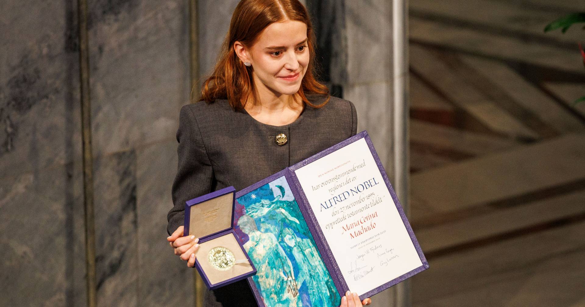 Filha de María Corina Machado recebeu Nobel da Paz em nome da mãe