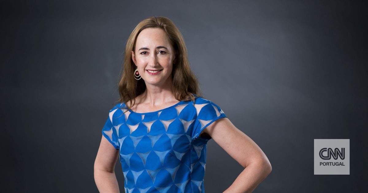 Morreu Sophie Kinsella, autora da série de livros "Shopaholic"