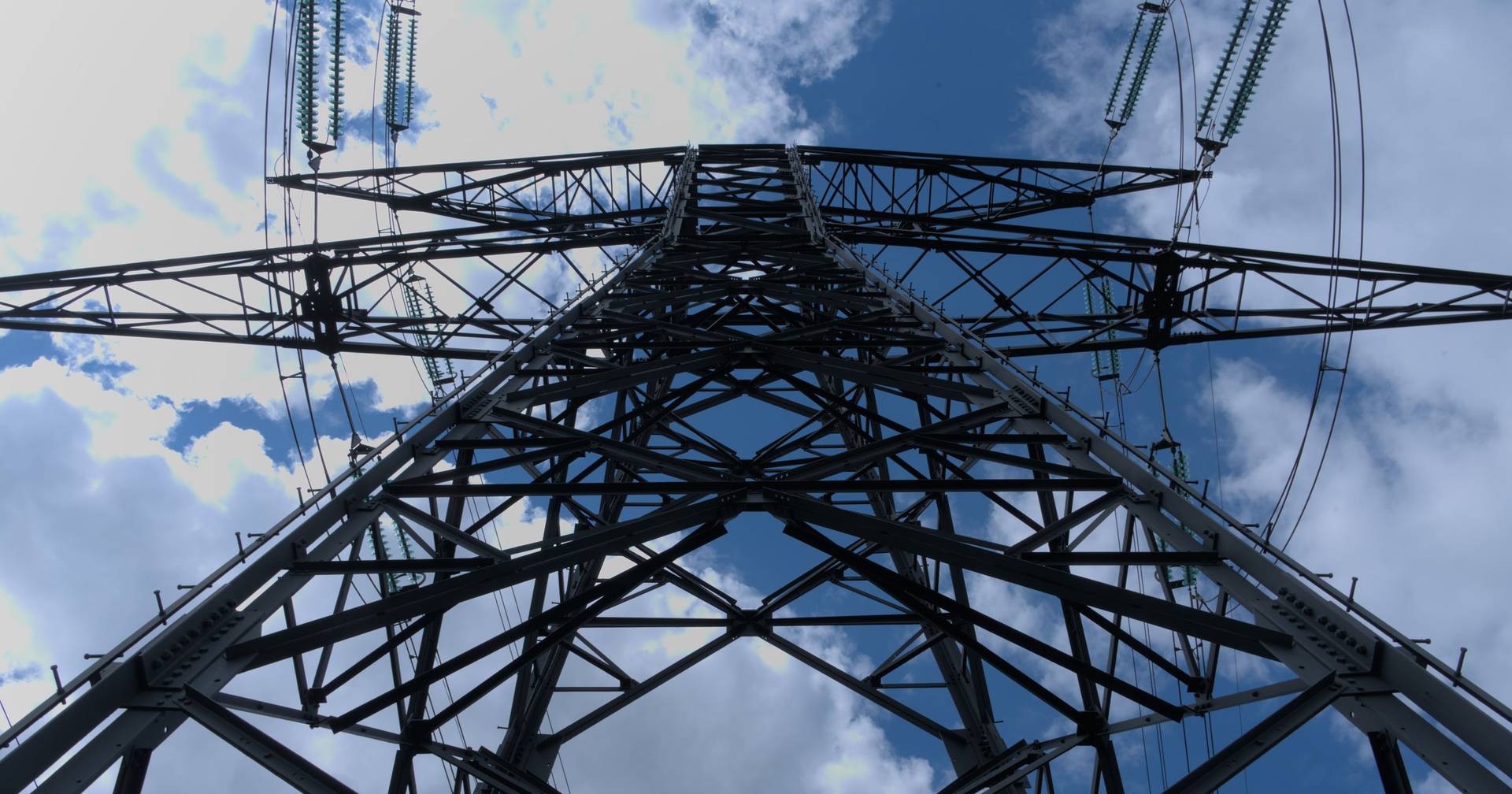 Trabalhos de manutenção voltam a causar cortes de eletricidade no próximo domingo