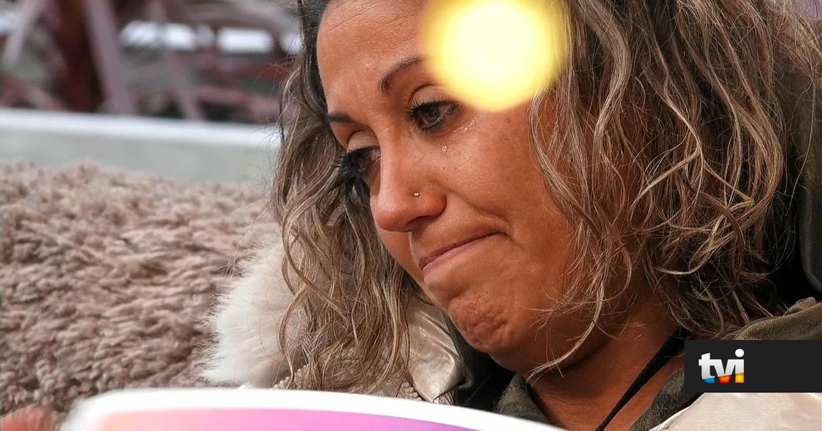 Marisa emociona-se ao contar história de Natal em família. Esta foi a reação de Pedro - Secret Story