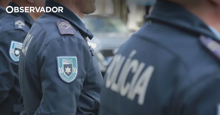 PSP teve de "retirar" grevistas na STCP, "sem uso da força" – Observador