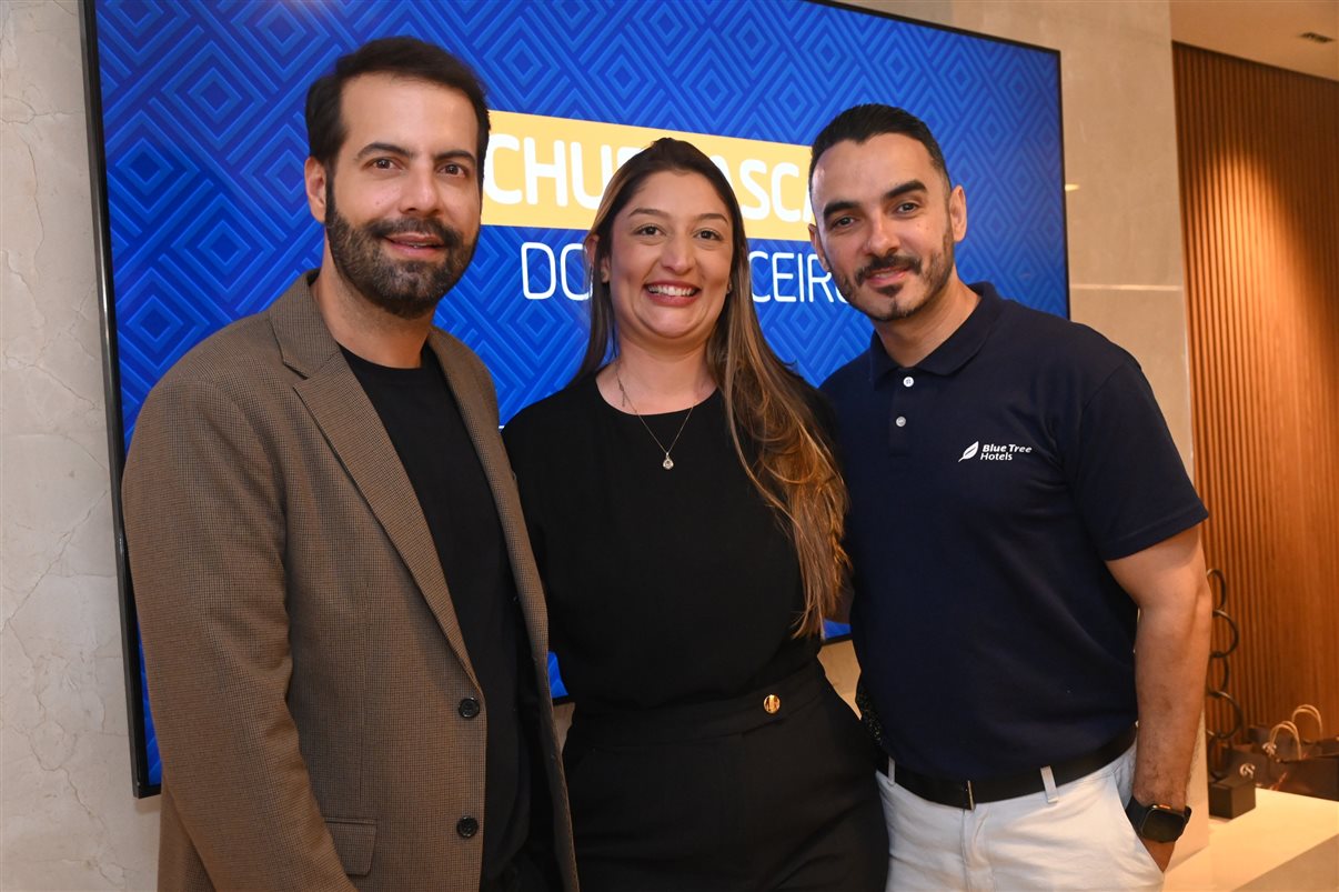 Flavio Marques, da BeFly, Rosa Shida, da United Airlines, Luciano Guimarães, da BeFly, Cristina Rached, da Lufthansa Group, Estela Marques, da Turkish Airlines, Sylvio Ferraz, da BeFly, Regina Carrelhas, da Emirates, e Lucia Lima, da United Airlines