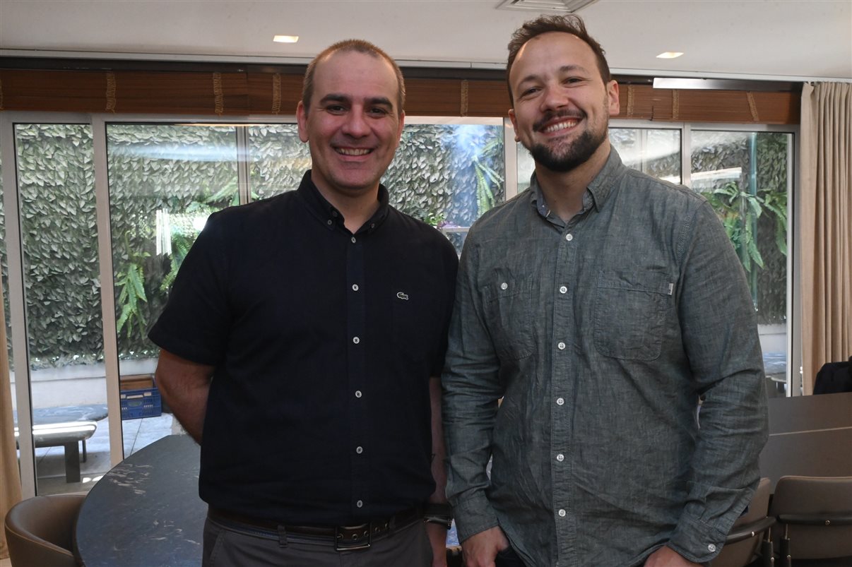 Flavio Marques, da BeFly, Rosa Shida, da United Airlines, Luciano Guimarães, da BeFly, Cristina Rached, da Lufthansa Group, Estela Marques, da Turkish Airlines, Sylvio Ferraz, da BeFly, Regina Carrelhas, da Emirates, e Lucia Lima, da United Airlines