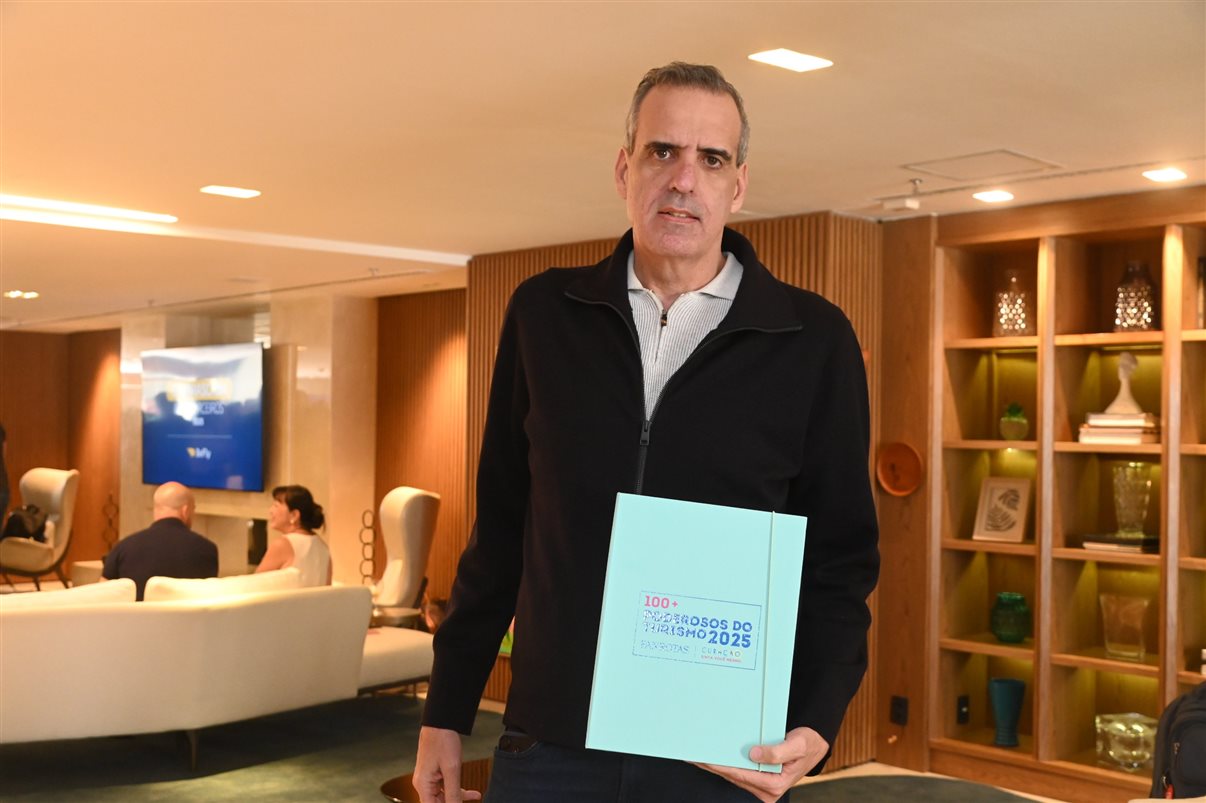 Flavio Marques, da BeFly, Rosa Shida, da United Airlines, Luciano Guimarães, da BeFly, Cristina Rached, da Lufthansa Group, Estela Marques, da Turkish Airlines, Sylvio Ferraz, da BeFly, Regina Carrelhas, da Emirates, e Lucia Lima, da United Airlines