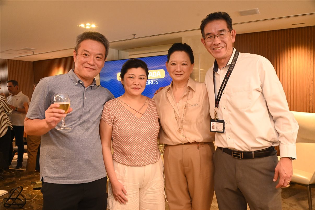 Flavio Marques, da BeFly, Rosa Shida, da United Airlines, Luciano Guimarães, da BeFly, Cristina Rached, da Lufthansa Group, Estela Marques, da Turkish Airlines, Sylvio Ferraz, da BeFly, Regina Carrelhas, da Emirates, e Lucia Lima, da United Airlines