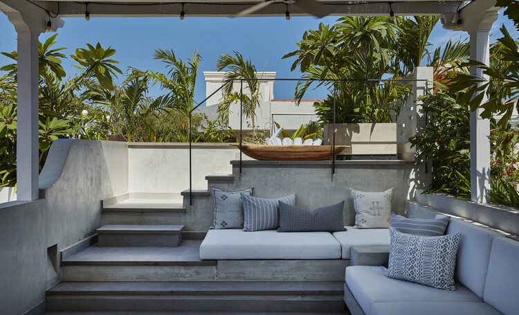 Casa Azurra la Carbonera / Vladimir Caballero + Lorena Pulecio - Fotografia de Exterior, Balcão, Pátio, Cadeira, Aido