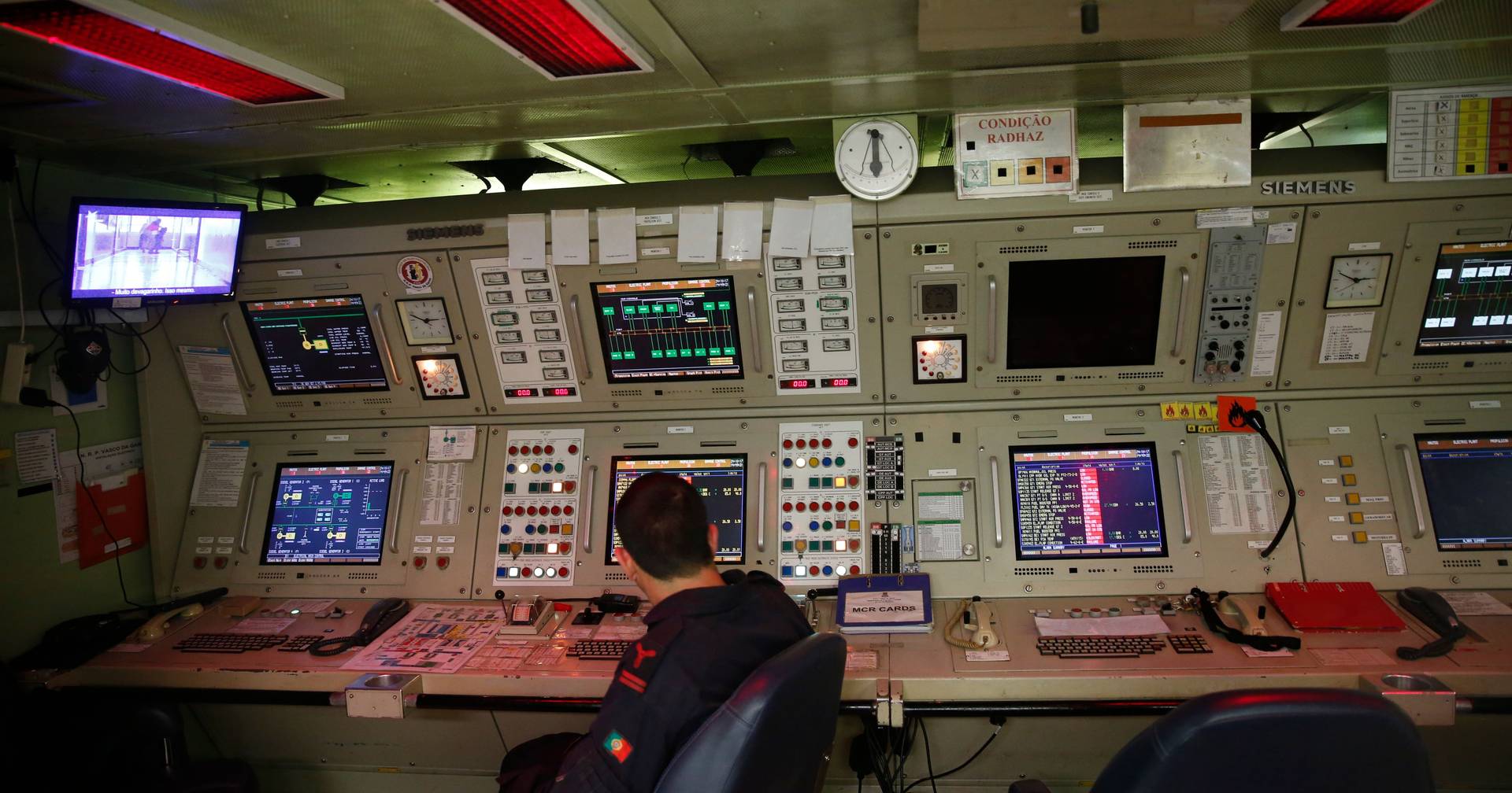 Fornecedor israelita das fragatas portuguesas afetado por caso de corrupção na NATO