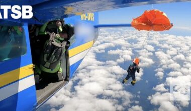 Vídeo mostra momento em que paraquedista fica preso na cauda de um avião a cerca de 4.600 metros de altitude