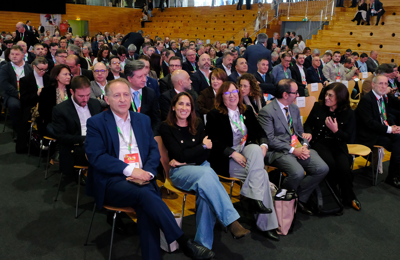 'apagão' na iluminação de natal em viana que até carlos moedas queria ver