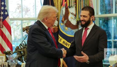 Dois soldados americanos e um intérprete mortos em ataque do Estado Islâmico na Síria. Trump promete retaliação "muito séria"